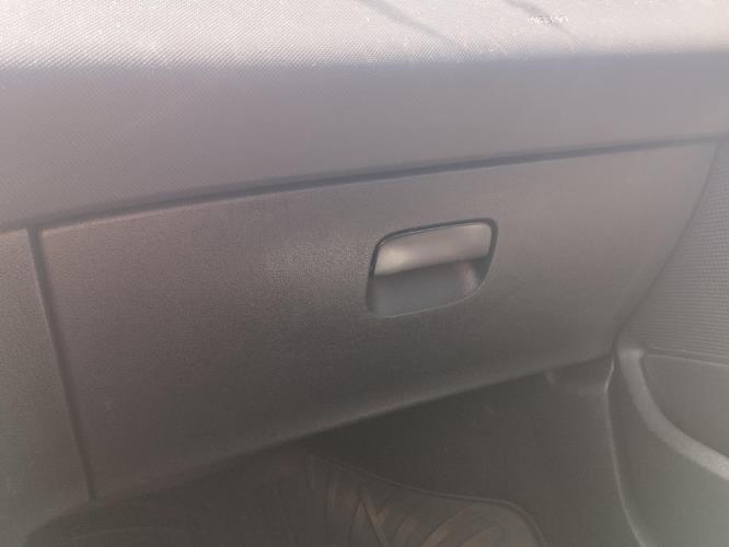 Image Boite a gants - PEUGEOT 308 1