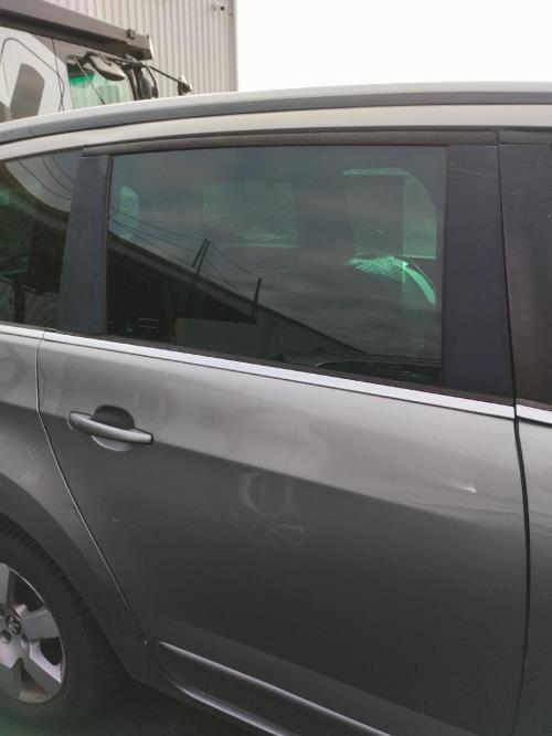 Image Porte arriere droit - PEUGEOT 5008 1