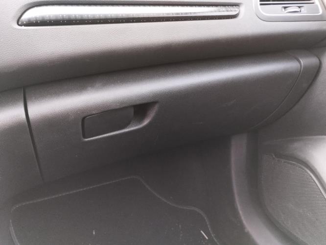 Image Boite a gants - RENAULT MEGANE 4