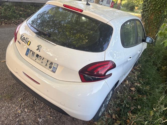 Image Malle/Hayon arriere - PEUGEOT 208 1