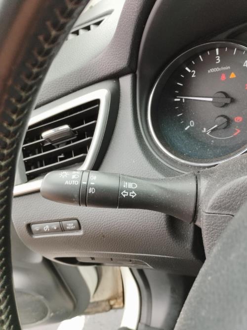 Image Com (Bloc Contacteur Tournant+Commodo Essuie Glace+Commodo Phare) - NISSAN QASHQAI 2