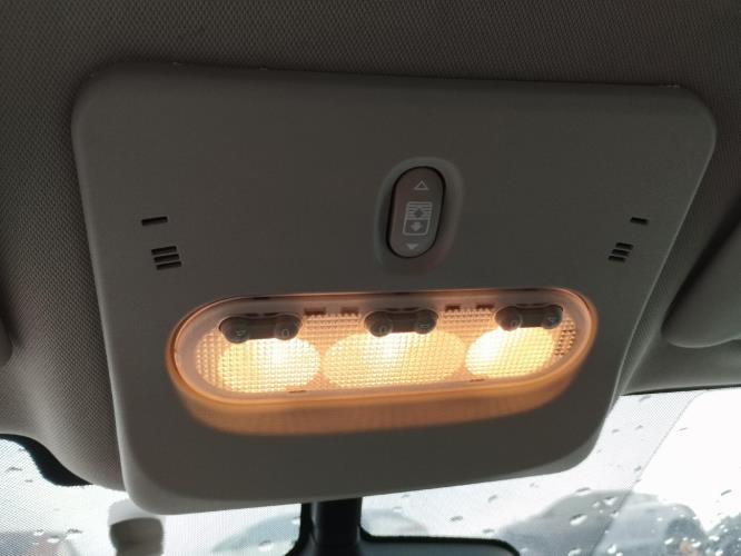 Image Eclairage de plafonnier - NISSAN QASHQAI 2