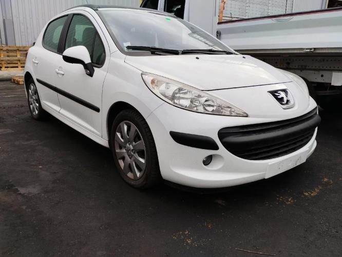 Image Pare choc avant - PEUGEOT 207