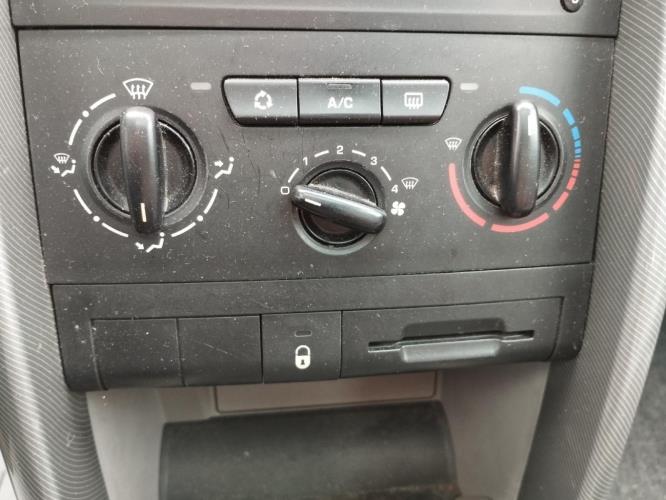 Image Commande chauffage - PEUGEOT 207