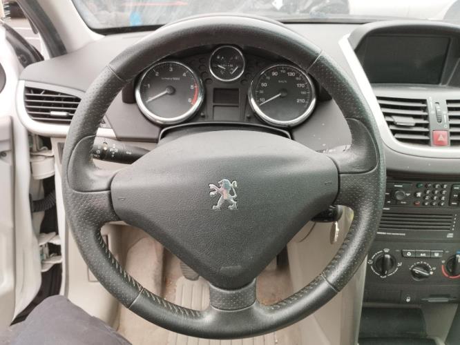 Image Volant - PEUGEOT 207
