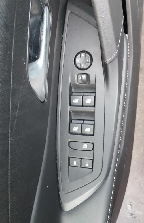 Image Interrupteur de leve vitre avant gauche - PEUGEOT 308 3 SW