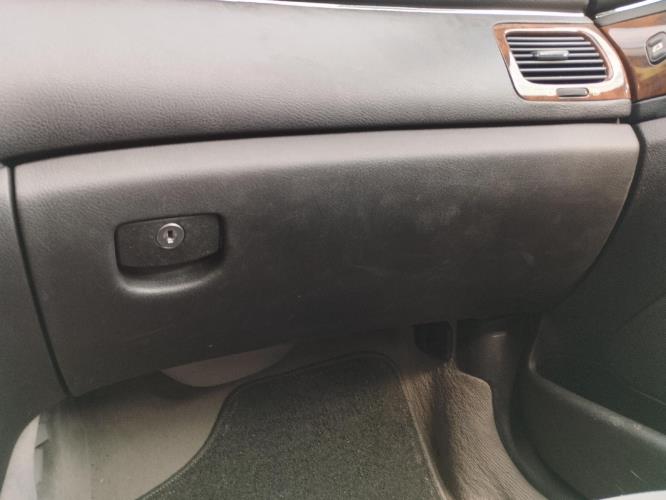 Image Boite a gants - PEUGEOT 607