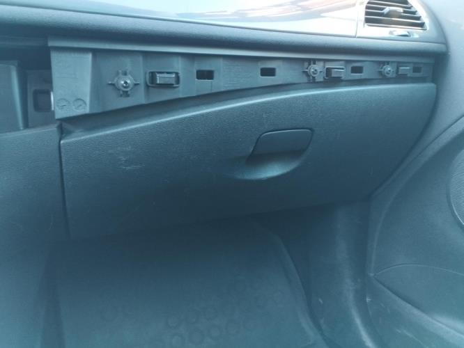 Image Boite a gants - RENAULT MEGANE 3