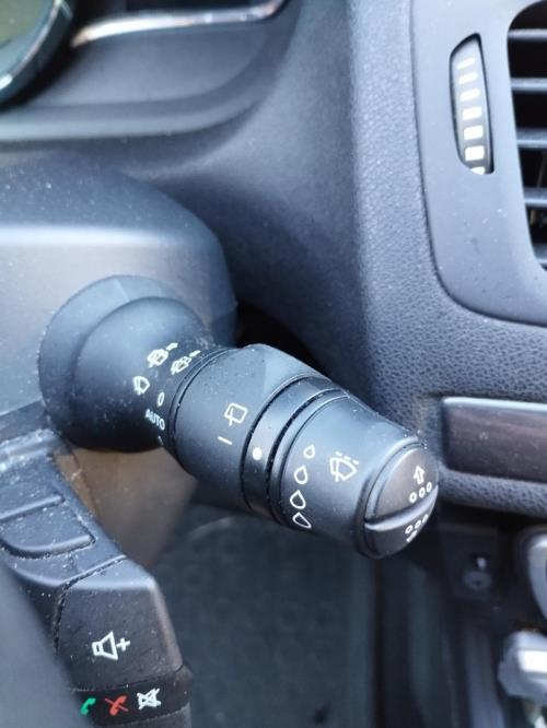Image Com (Bloc Contacteur Tournant+Commodo Essuie Glace+Commodo Phare) - RENAULT MEGANE 3