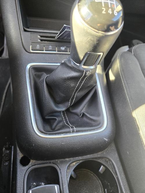 Image Soufflet de levier de vitesse - VOLKSWAGEN TIGUAN 1