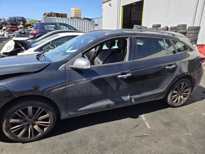 Image Porte avant gauche - RENAULT MEGANE 3