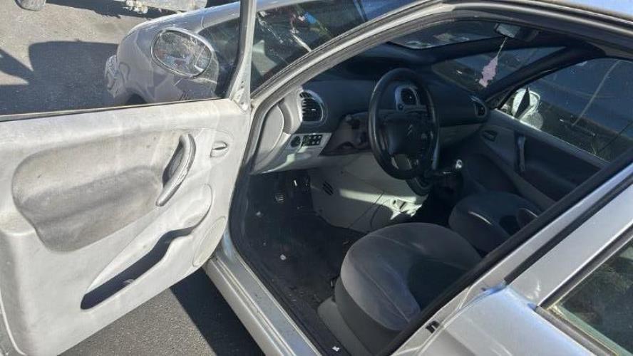Image Interrupteur de leve vitre avant gauche - CITROEN XSARA PICASSO
