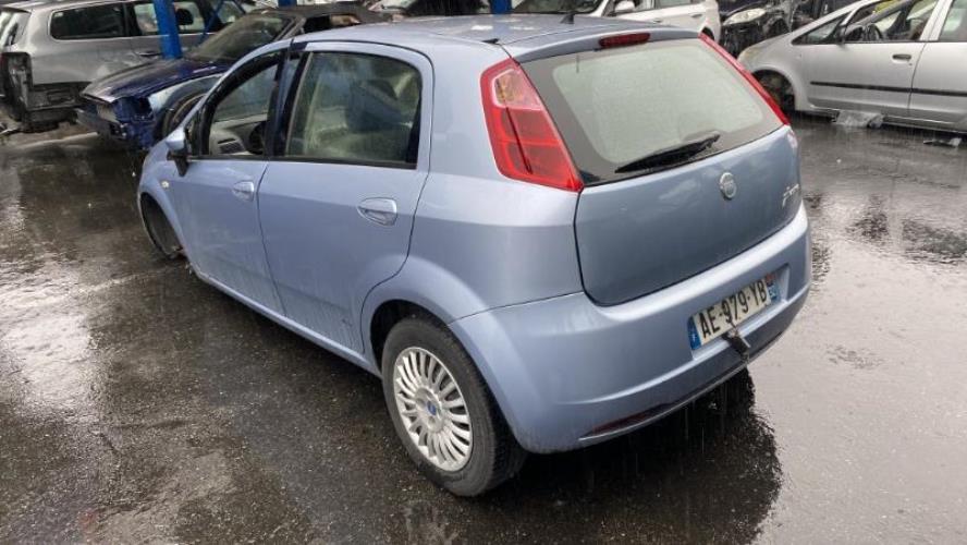 Image Feu arriere principal gauche (feux) - FIAT GRANDE PUNTO