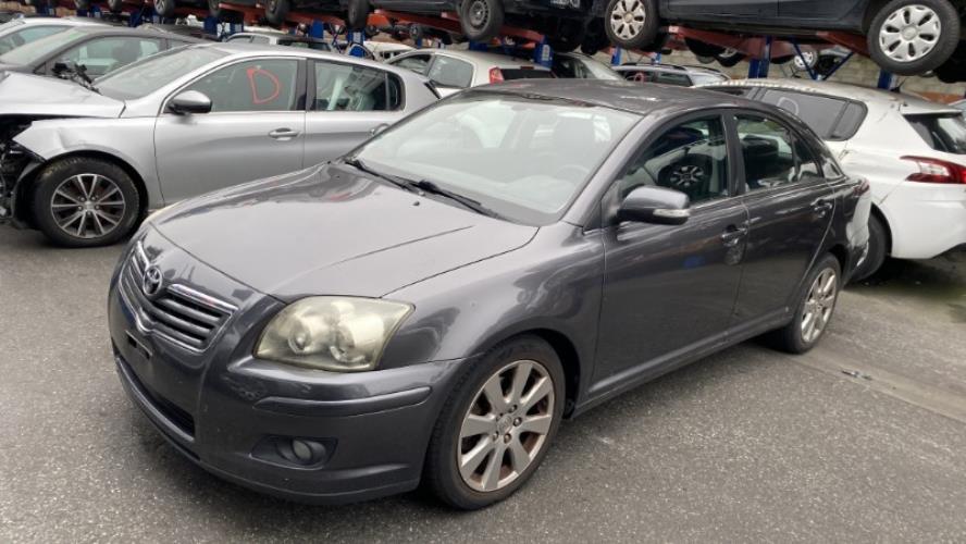 Image Etrier avant droit (freinage) - TOYOTA AVENSIS 2