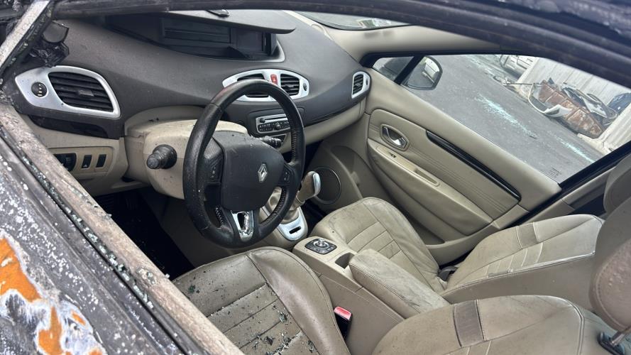 Image Autoradio d'origine - RENAULT SCENIC 3