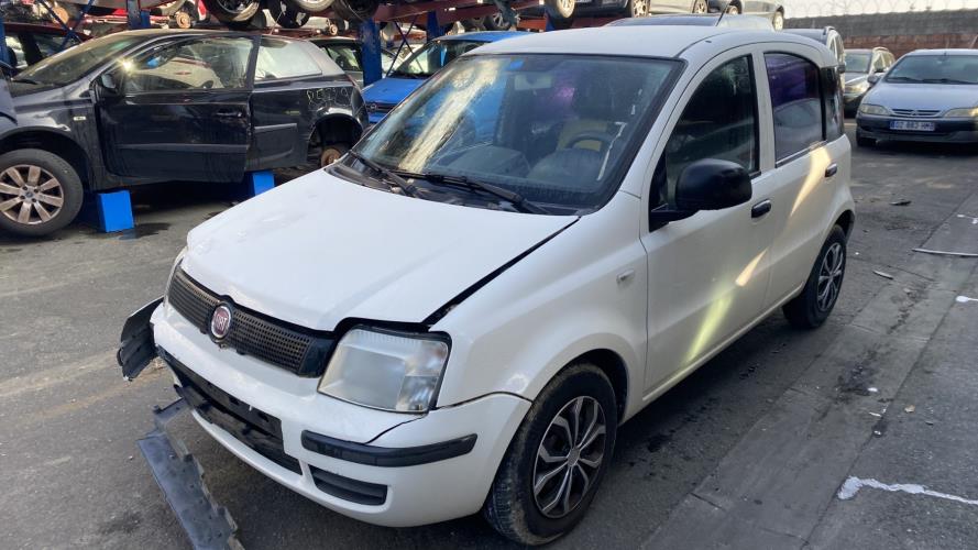 Image Feu arriere principal droit (feux) - FIAT PANDA 2