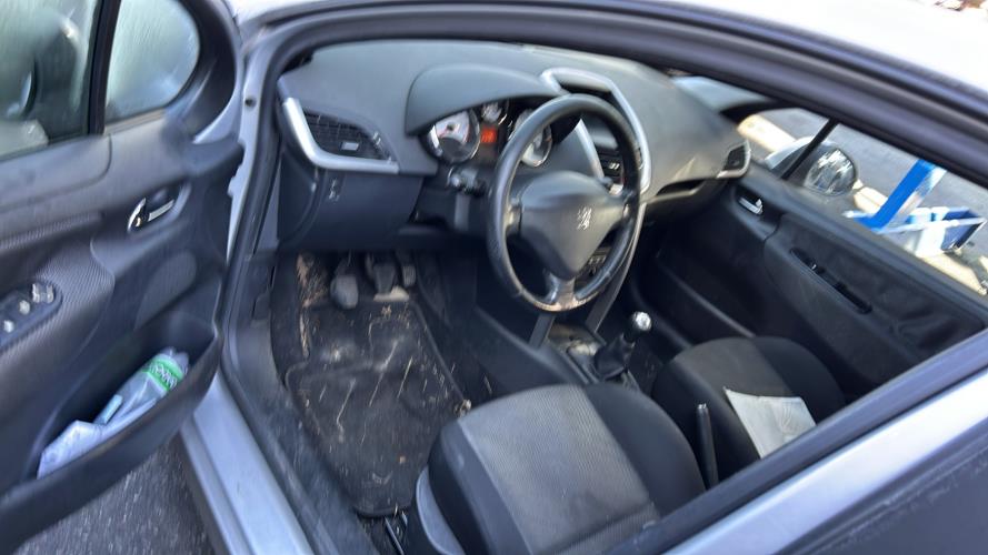 Image Calculateur moteur - PEUGEOT 207