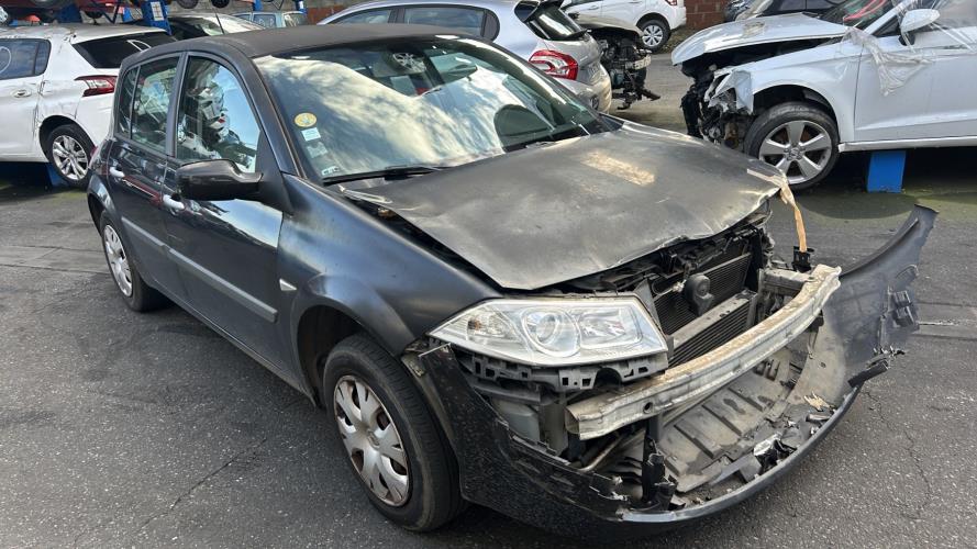 Image Renfort pare choc avant (traverse) - RENAULT MEGANE 2