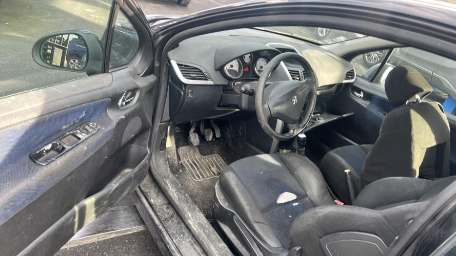 Image Calculateur moteur - PEUGEOT 207