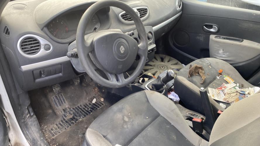 Image Capot - RENAULT CLIO 3