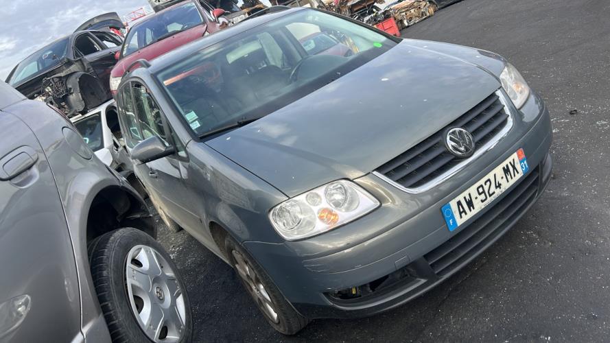 Image Autoradio d'origine - VOLKSWAGEN TOURAN 1