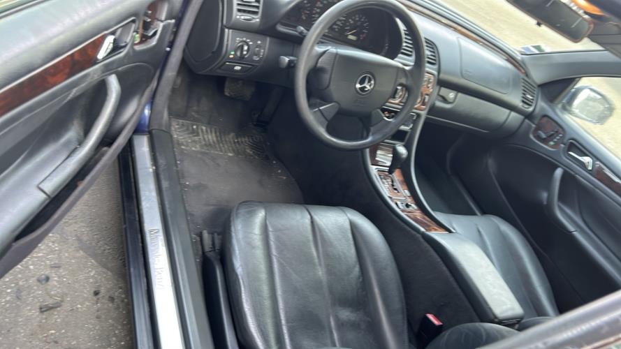 Image Moteur - MERCEDES CLASSE CLK 208