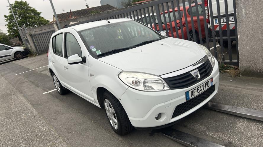 Image Moteur - DACIA SANDERO 1