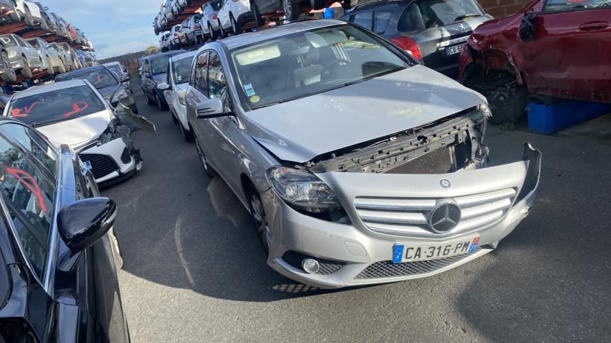 Image Com (Bloc Contacteur Tournant+Commodo Essuie Glace+Commodo Phare) - MERCEDES CLASSE B 246