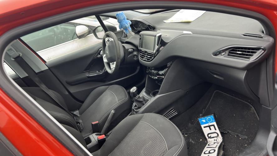 Image Moteur - PEUGEOT 208 1