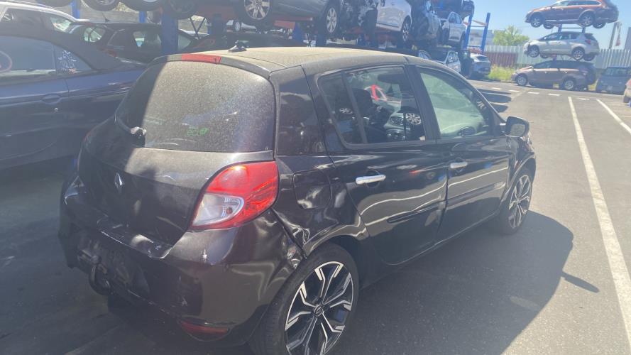 Image Anti brouillard gauche (feux) - RENAULT CLIO 3