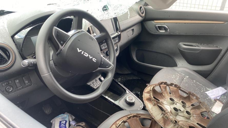 Image Renfort pare choc arriere (traverse) - DACIA SPRING