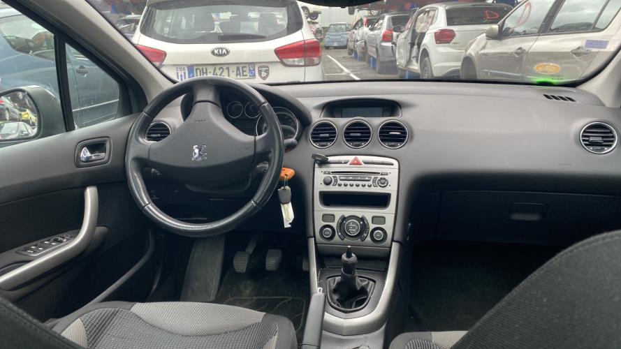 Image Pare choc avant - PEUGEOT 308 1