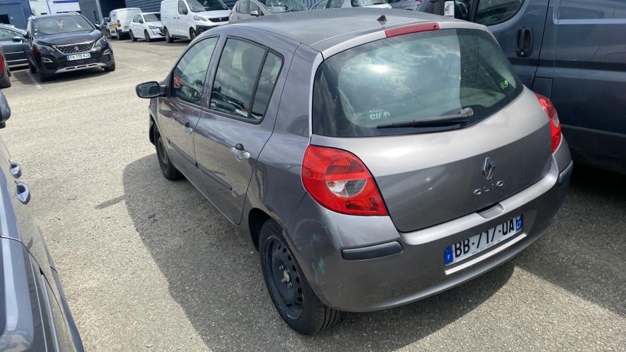 Image Feu arriere principal droit (feux) - RENAULT CLIO 3