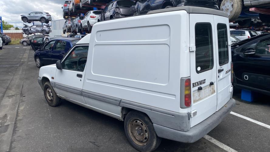 Image Pare choc avant - RENAULT EXPRESS