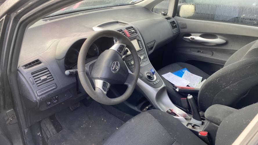 Image Moteur - TOYOTA AURIS 1
