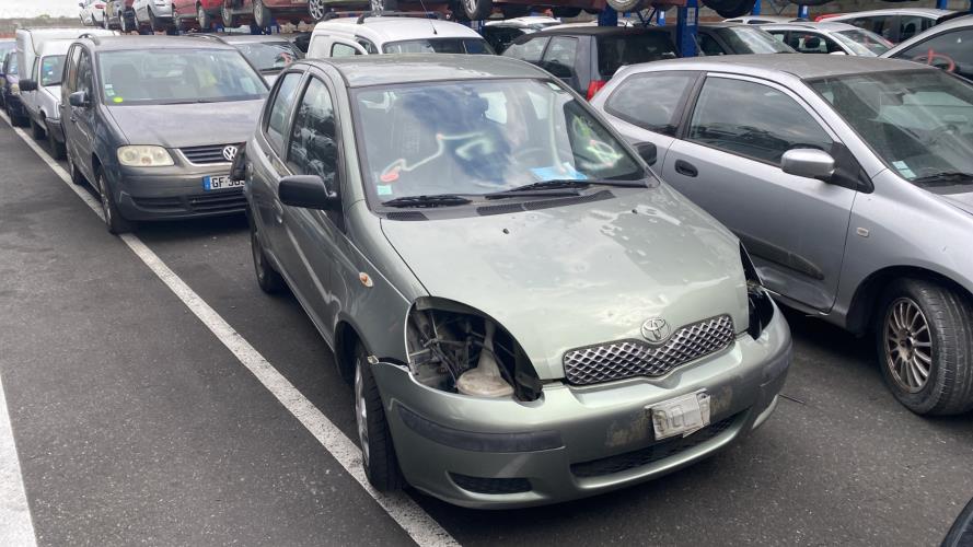 Image Feu arriere principal gauche (feux) - TOYOTA YARIS 1