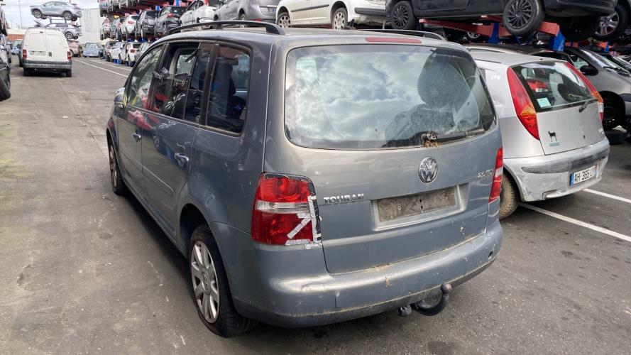 Image Pare choc avant - VOLKSWAGEN TOURAN 1