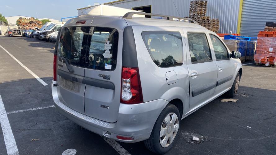 Image Pare choc avant - DACIA LOGAN MCV 1