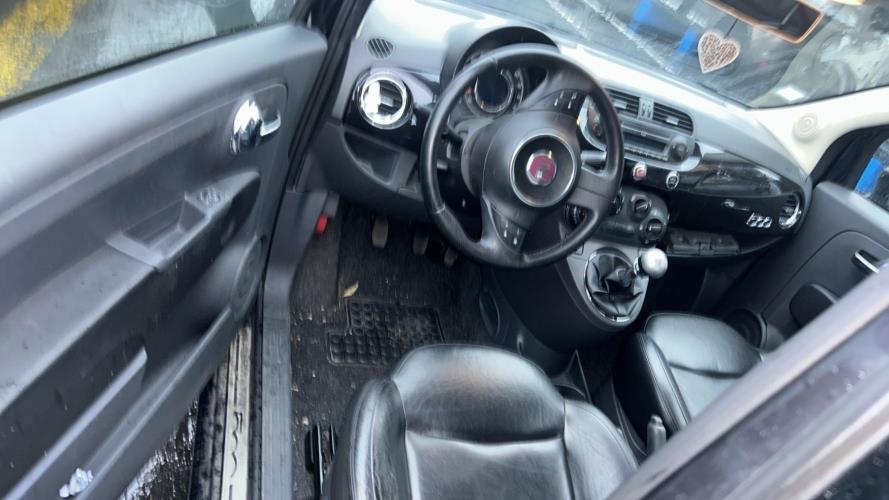 Image Malle/Hayon arriere - FIAT 500 2