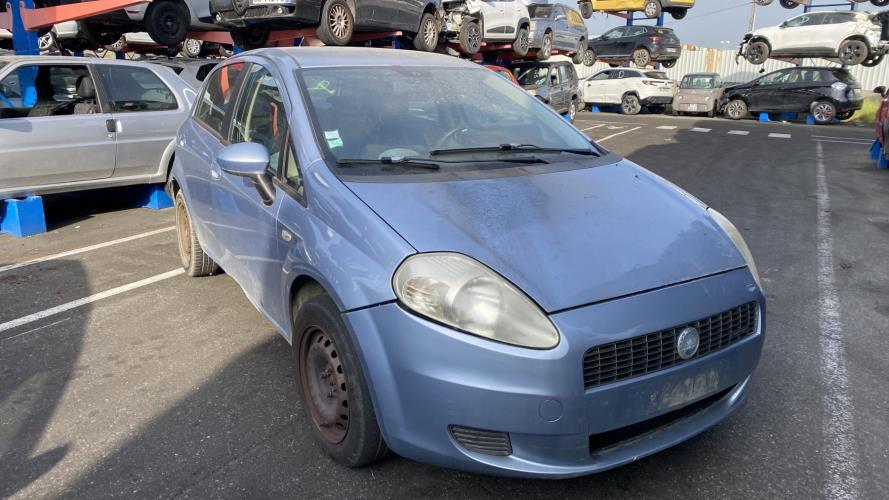Image Pare choc avant - FIAT GRANDE PUNTO