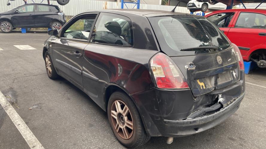 Image Interrupteur de leve vitre avant gauche - FIAT STILO