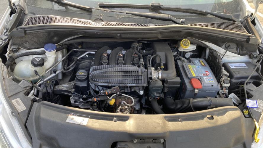 Image Pare choc avant - PEUGEOT 208 1