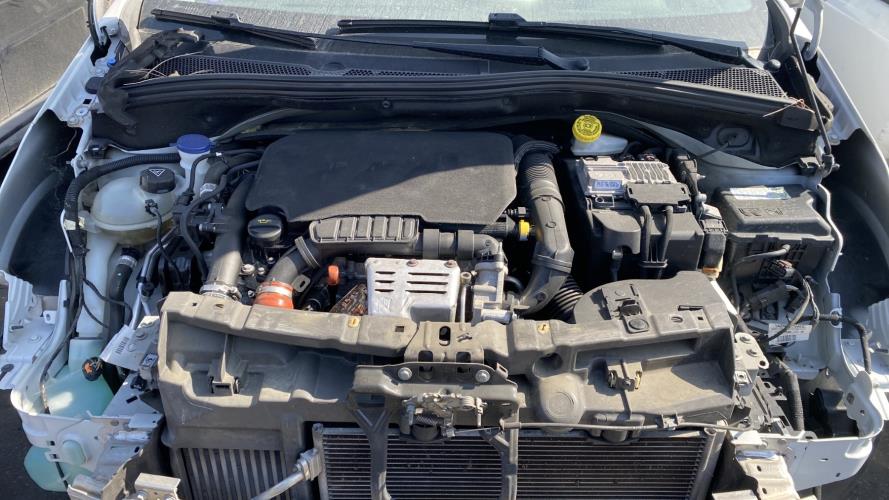 Image Moteur - PEUGEOT 208 1