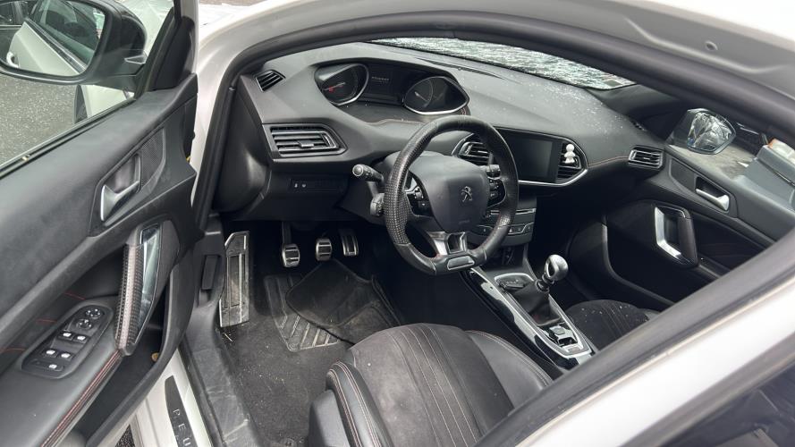 Image Eclairage de plafonnier - PEUGEOT 308 2