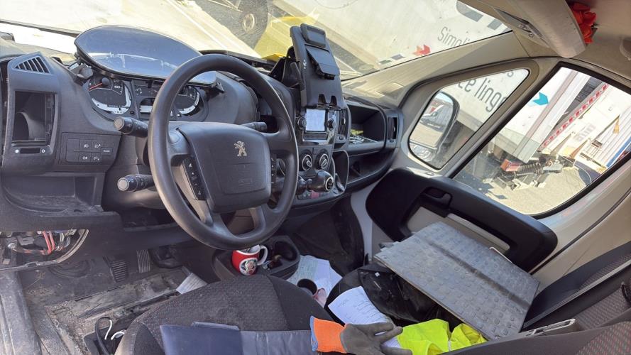 Image Custode avant droit (porte) - PEUGEOT BOXER 3