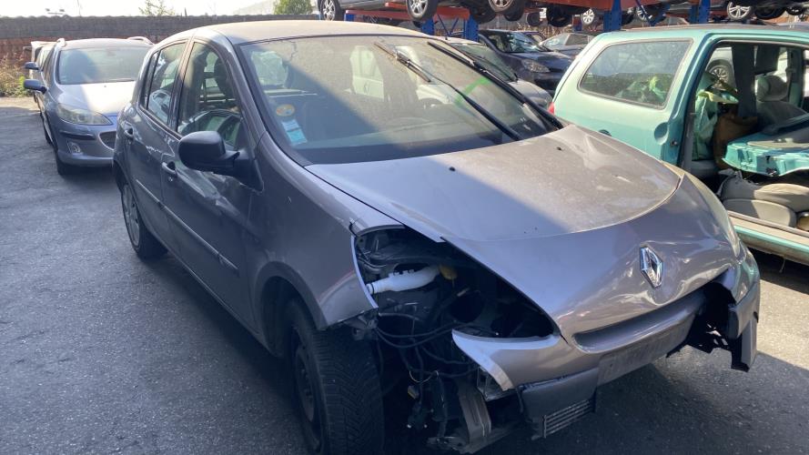 Image Etrier avant droit (freinage) - RENAULT CLIO 3