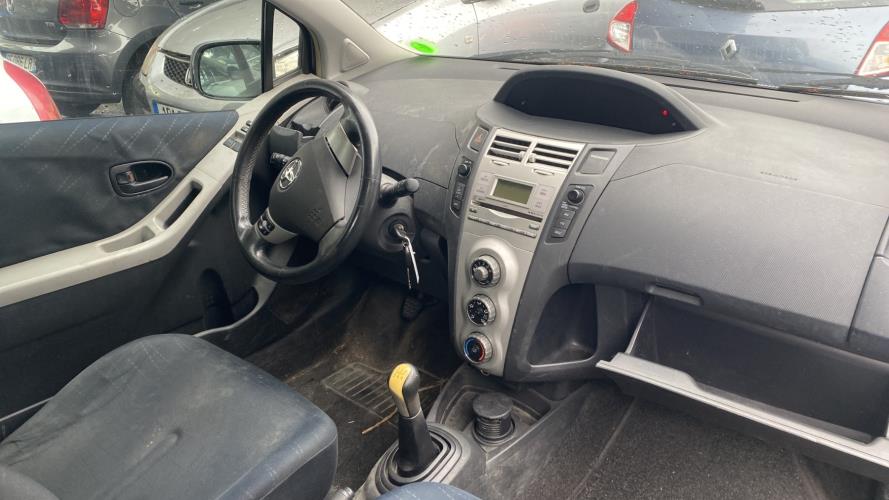 Image Aile avant gauche - TOYOTA YARIS 2