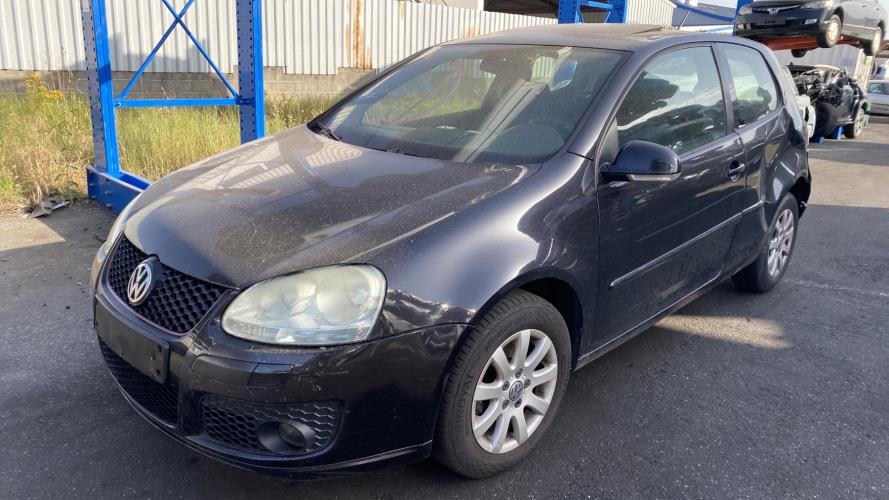 Image Attache ceinture avant droit - VOLKSWAGEN GOLF 5
