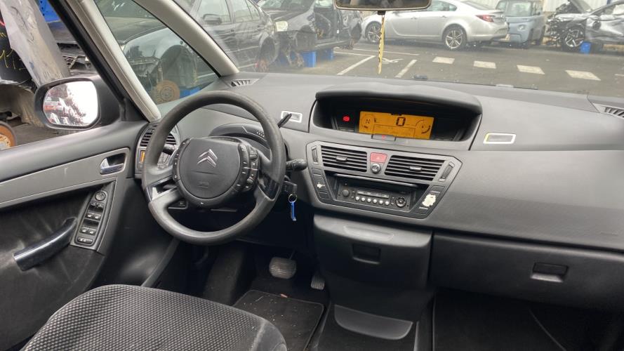 Image Pare choc avant - CITROEN C4 GRAND PICASSO 1