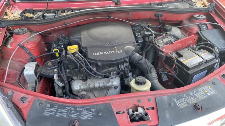 Image Pare choc avant - DACIA SANDERO 1
